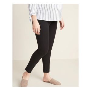Old Navy Maternity Side- Panel Pixie Ankle Pants